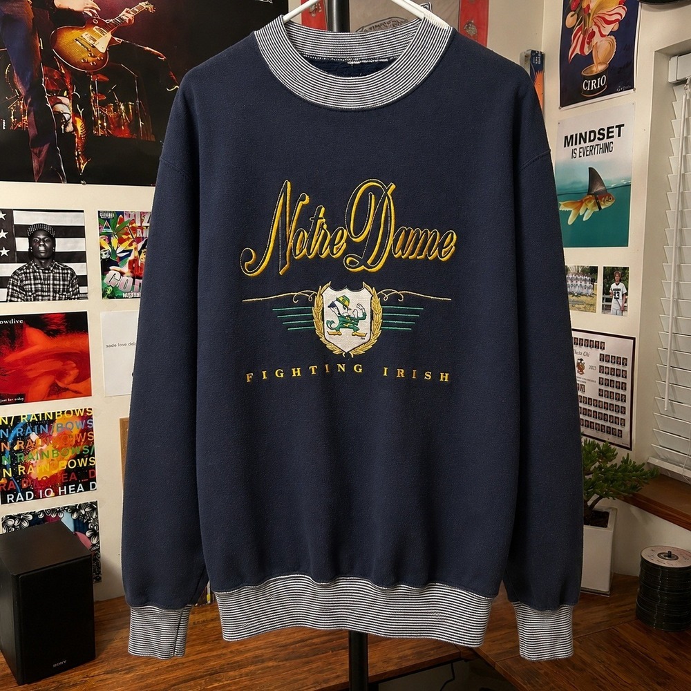 Notre Dame Fighting Irish Vintage 90s Navy Blue Embroidered Sweatshirt XL